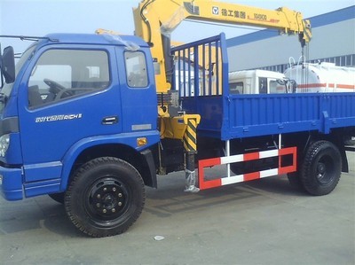 云南隨車吊服務(wù) 專業(yè)交通運(yùn)輸設(shè)備供應(yīng)